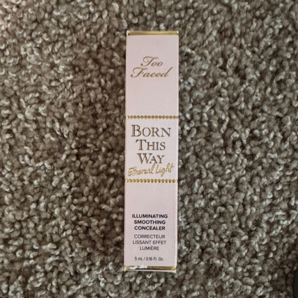 Too Faced Born This Way Concealer